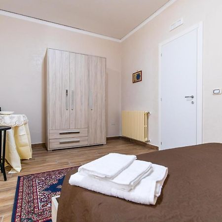Bed and Breakfast Casa Di Annarella à Naples Extérieur photo