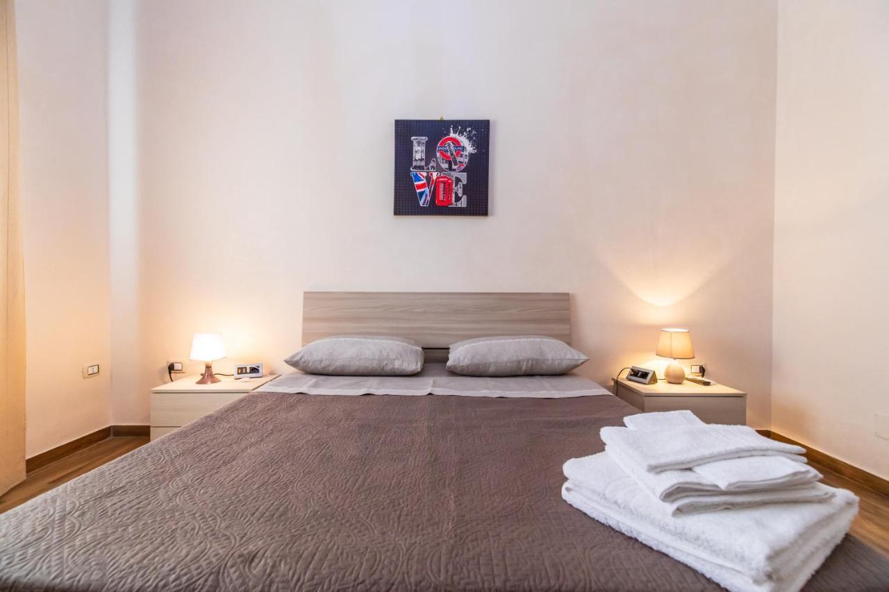 Bed and Breakfast Casa Di Annarella à Naples Extérieur photo